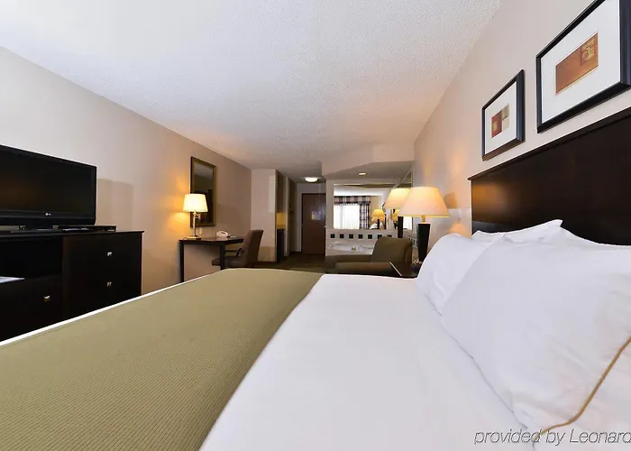 Express And Worth/i-20 Hotel 3*